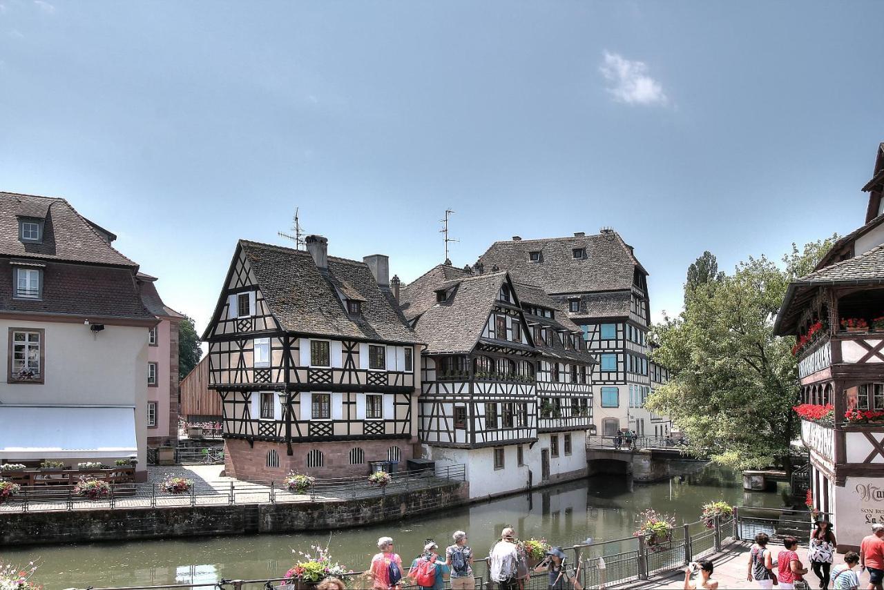 Appartement Le Bain Aux Plantes Strasbourg Bagian luar foto